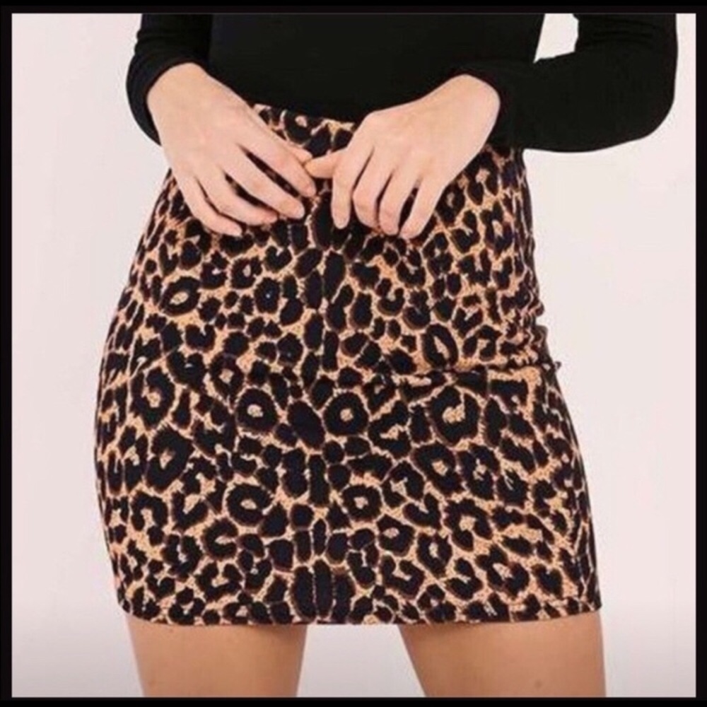 AnN TaYlor Le0PaRd pRiNt miDi sKirT - Picture 9 of 15